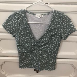 BRANDY MELVILLE LOOKALIKE GINA TOP NWOT
